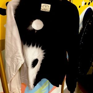 Electric & Rose Black and White Sweatshirt